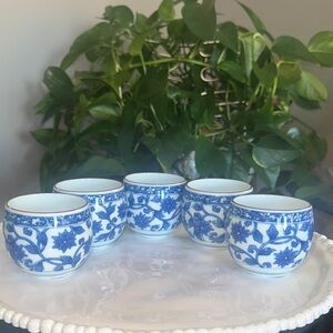Classic Blue and White Floral sake Tea Cup Set of 5